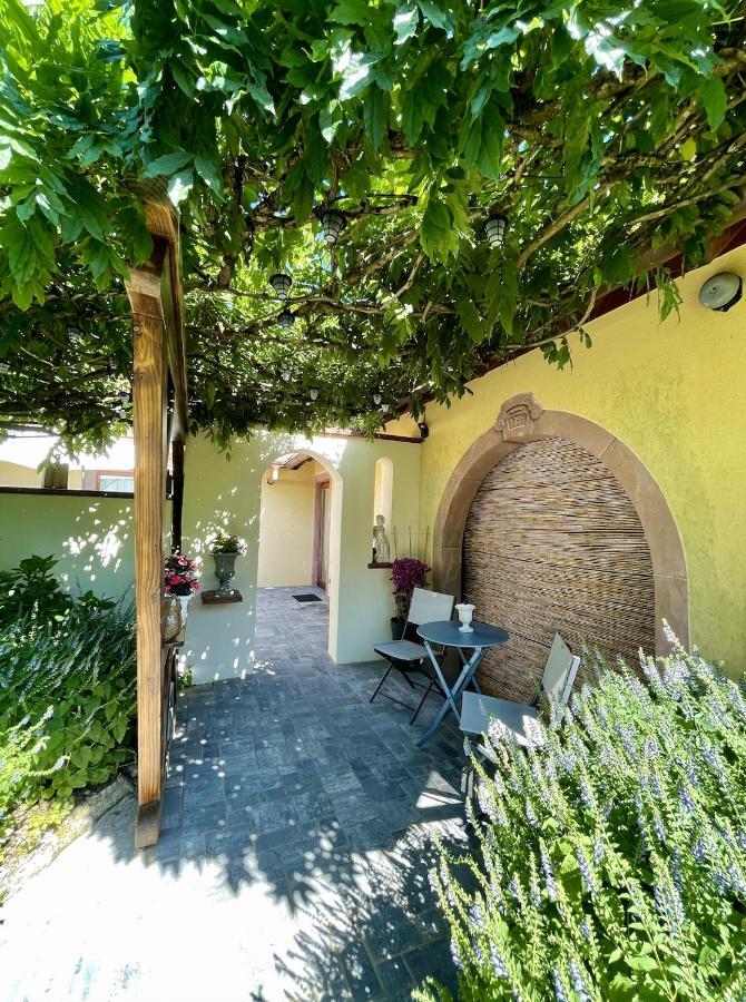 Lo'Gite L'Allee Du Val Lalaye Kültér fotó